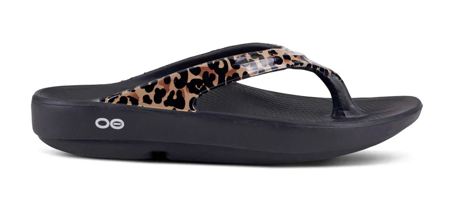 Oofos Women's OOlala Luxe Sandal