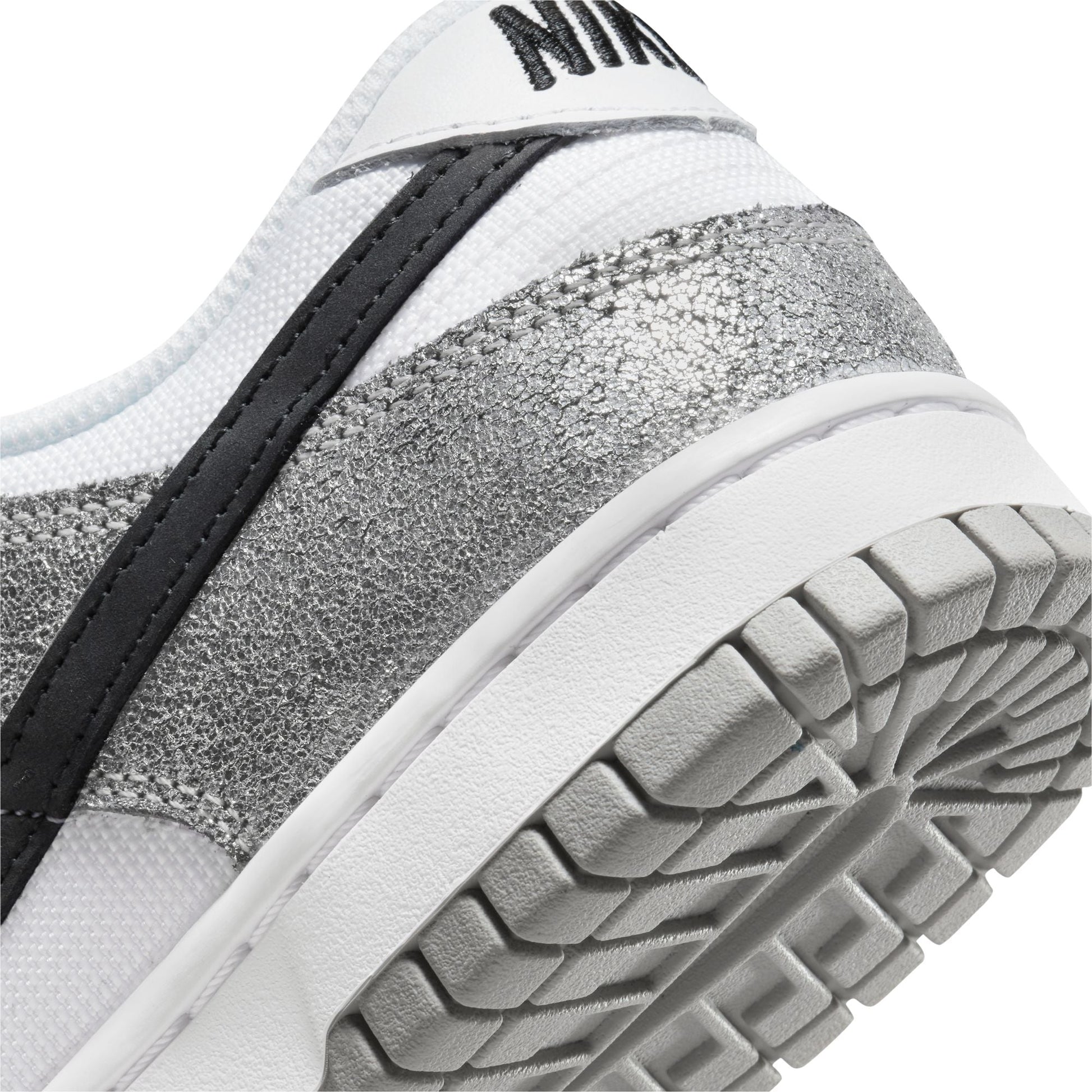 Nike Dunk Low DO5882-001