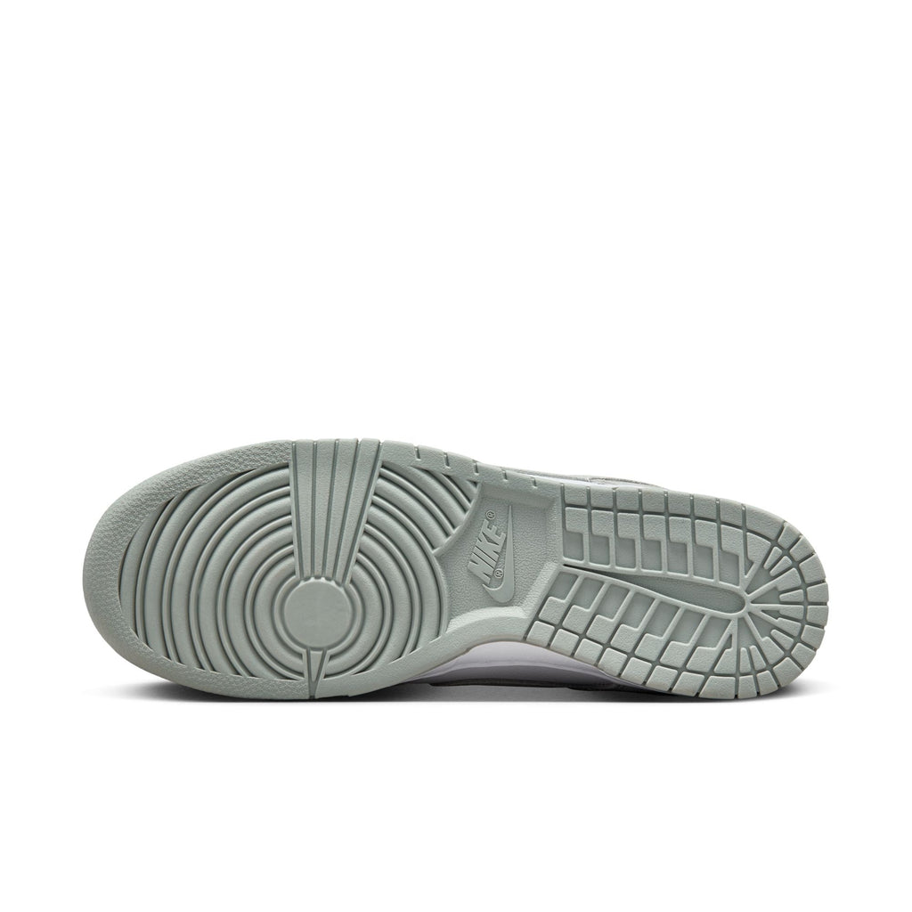 Nike Dunk Low Retro SE Leather/Suede FQ8249-101