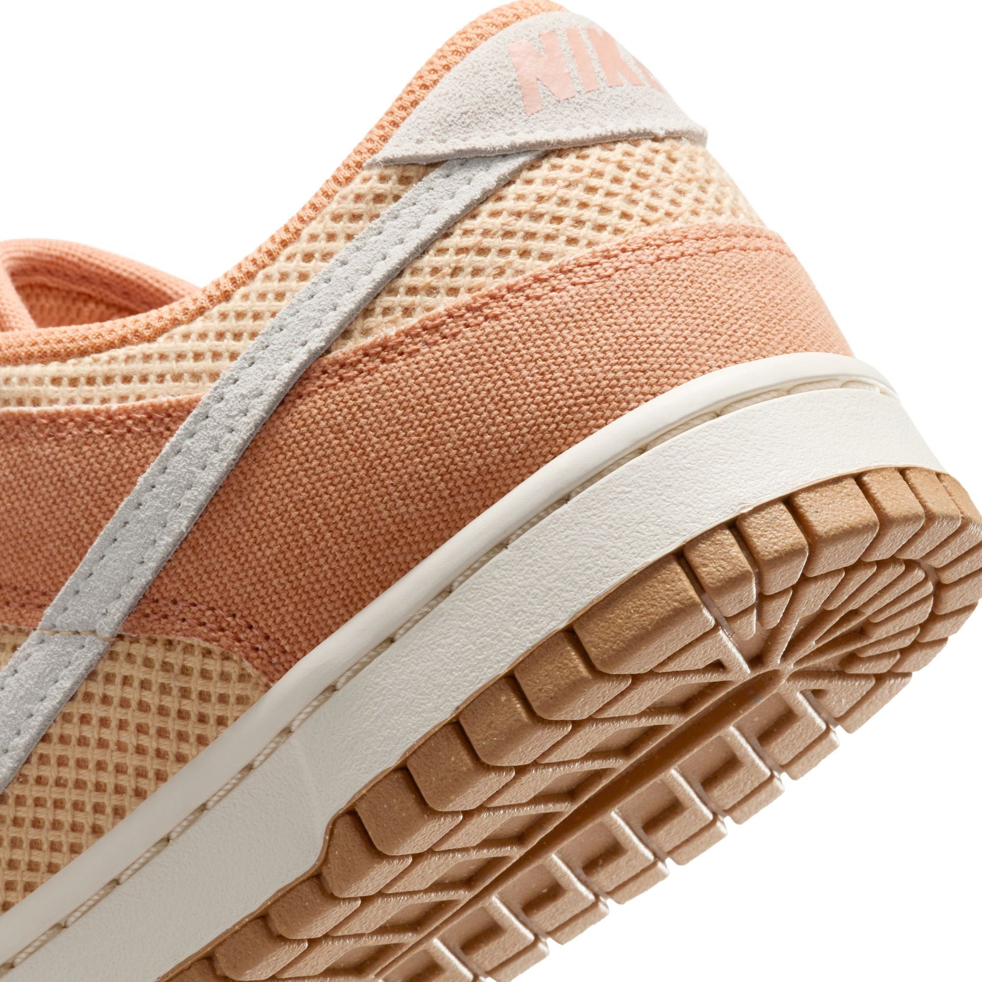 Nike Dunk Low Next Nature SE HJ5864-200