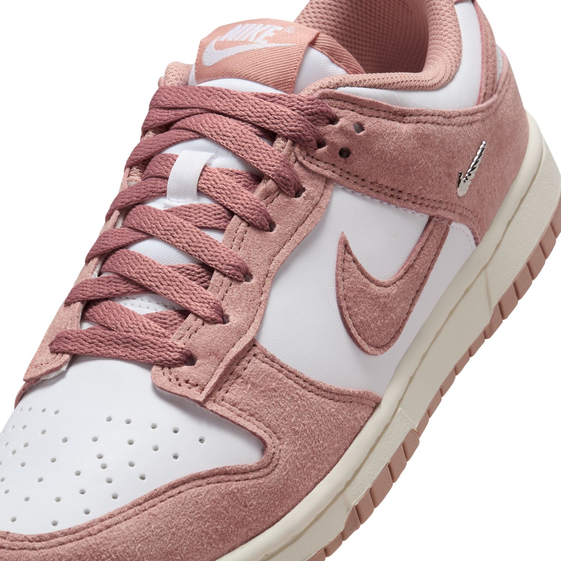 WMNS NIKE DUNK LOW IB4417-102