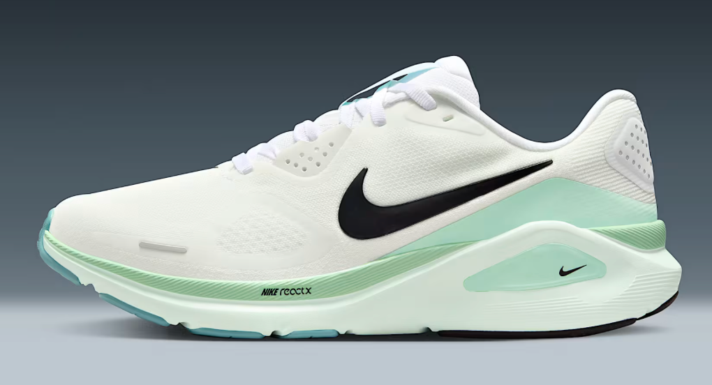 Women's Nike Structure 26