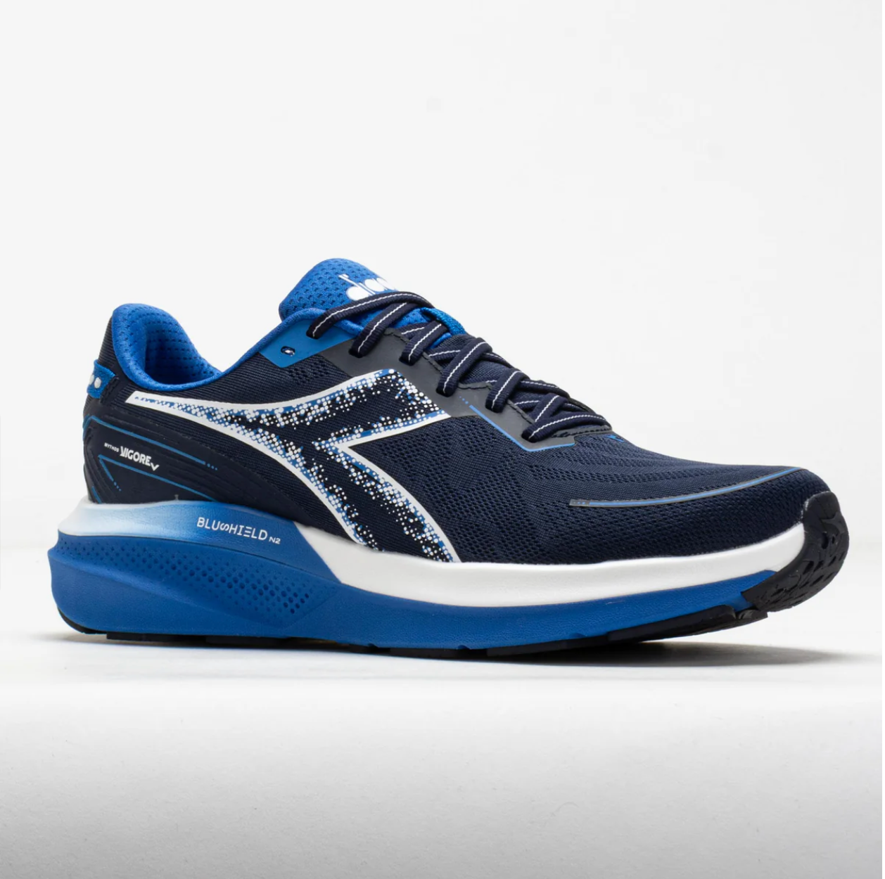 Men's Diadora Mythos Blushield Vigore 5 (WIDE)