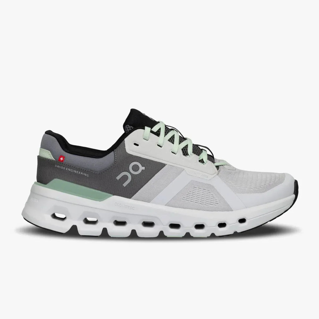 Women's On Cloudrunner 2 (Wide)