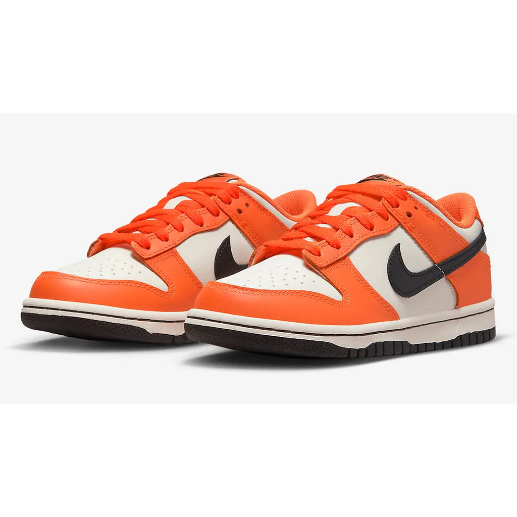 Nike Dunk Low 'Halloween' (2022)