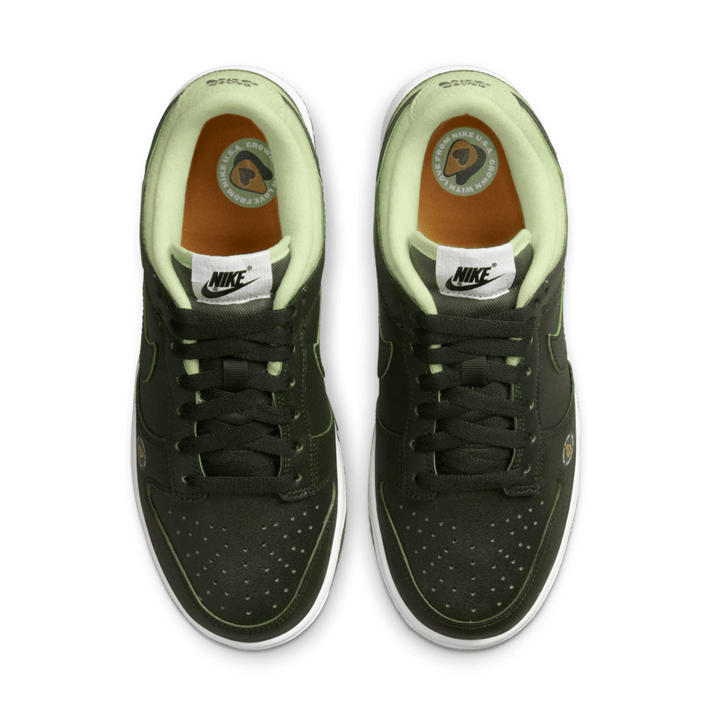 Nike Dunk Low 'Avocado' (W)